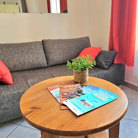 Apartman Cocoon Moderne, Close To Train Station & Shops