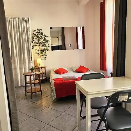 Cocoon Moderne, Close To Train Station & Shops Nizza