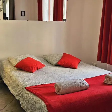 Apartman Cocoon Moderne, Close To Train Station & Shops *